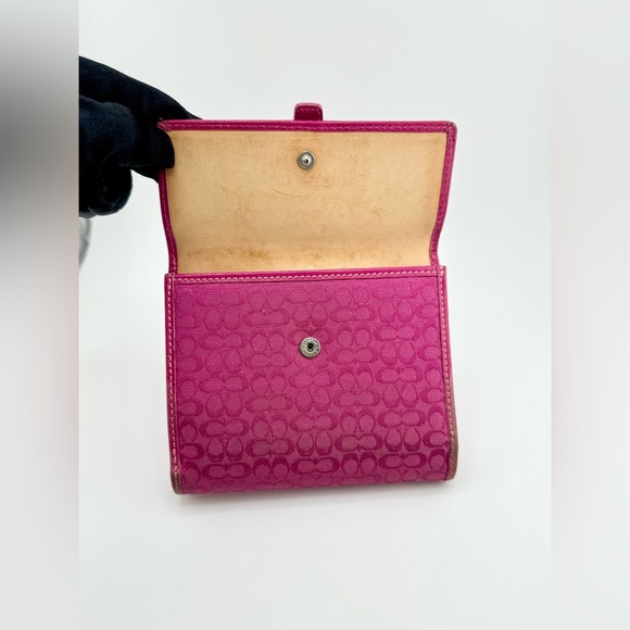 Coach Signature Mini C Canvas Fuchsia Compact Wallet with Silver Hardware - Picture 2 of 13